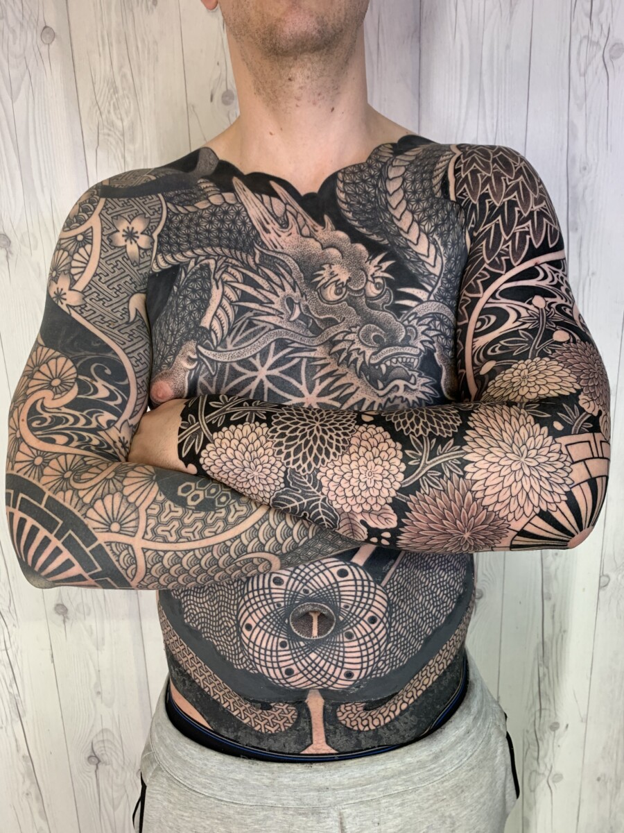 龍ﾄ幾何学模様 | NISSACO